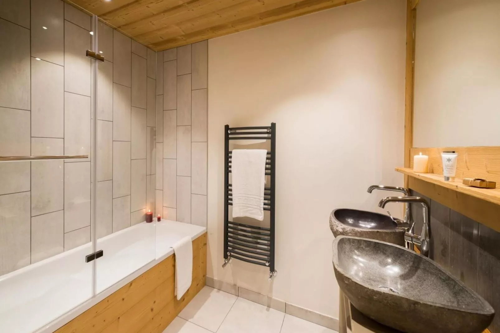 Chalet Altitude Val Thorens 8-Badkamer