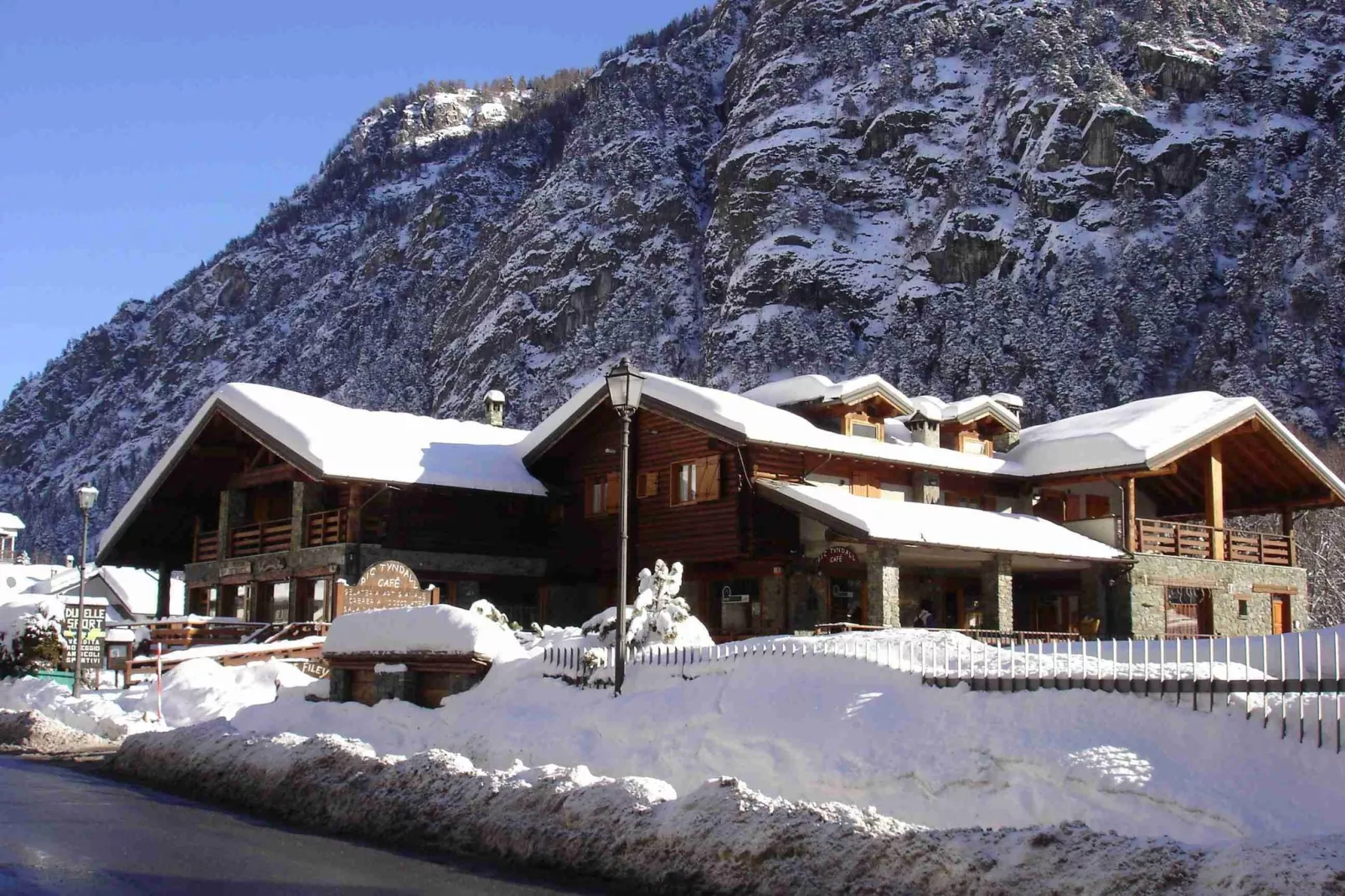 Chalet Antey Trilo-Exterieur winter