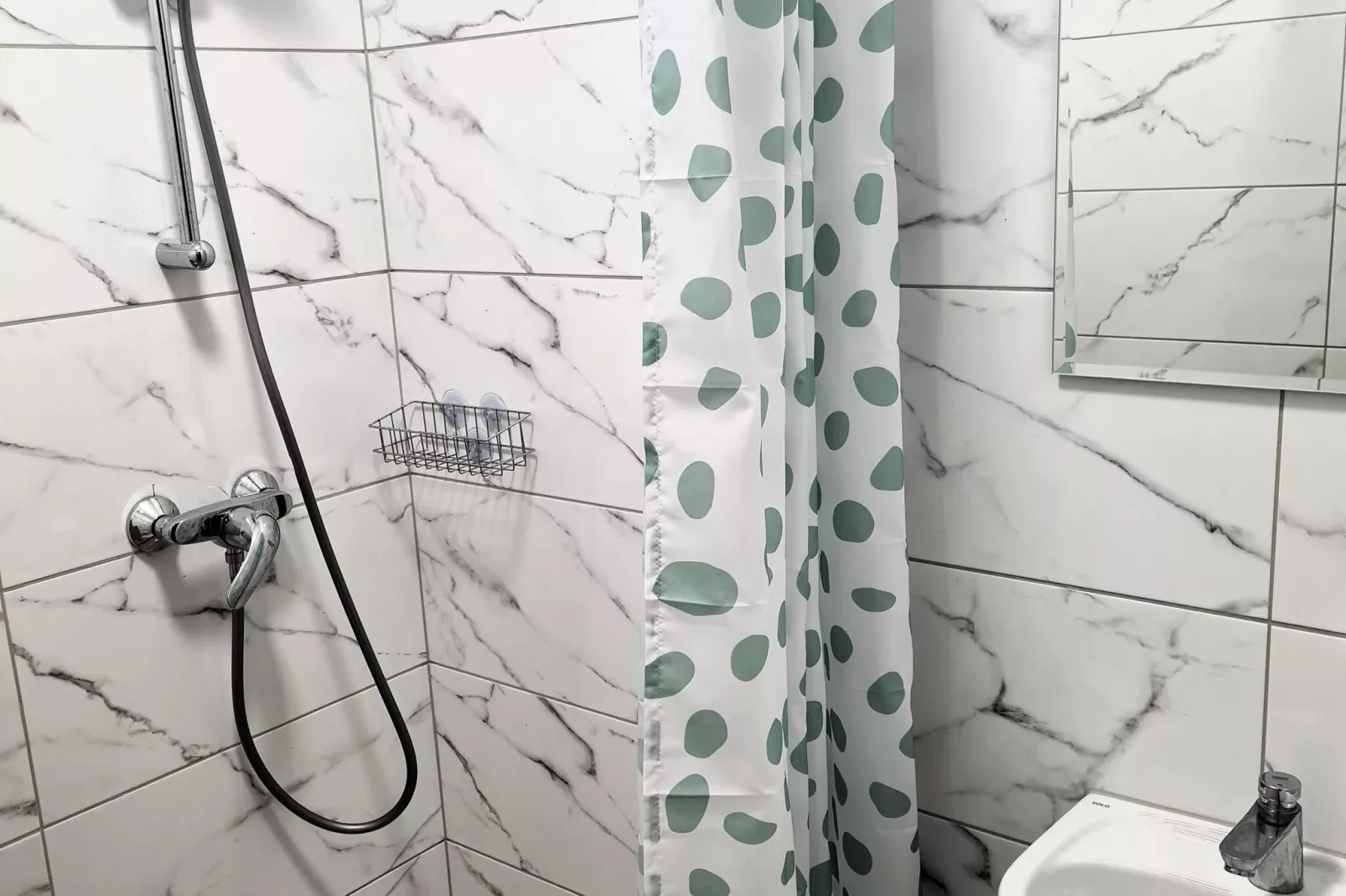 Apartament na 2 piętrze-Badkamer