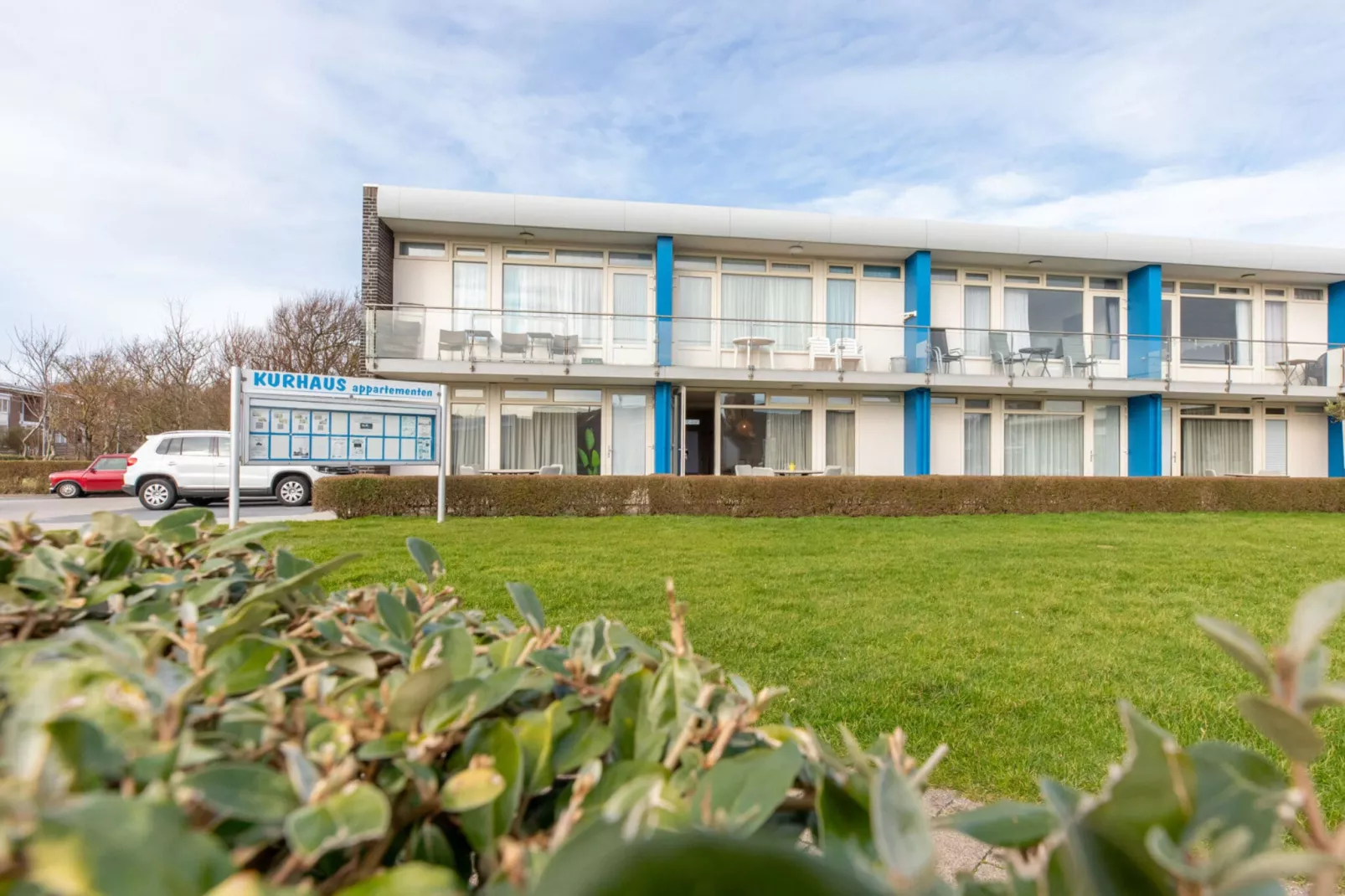 Nieuwstraat 1  Zoutelande 'Kurhaus - 4 met sauna-Buitenkant zomer