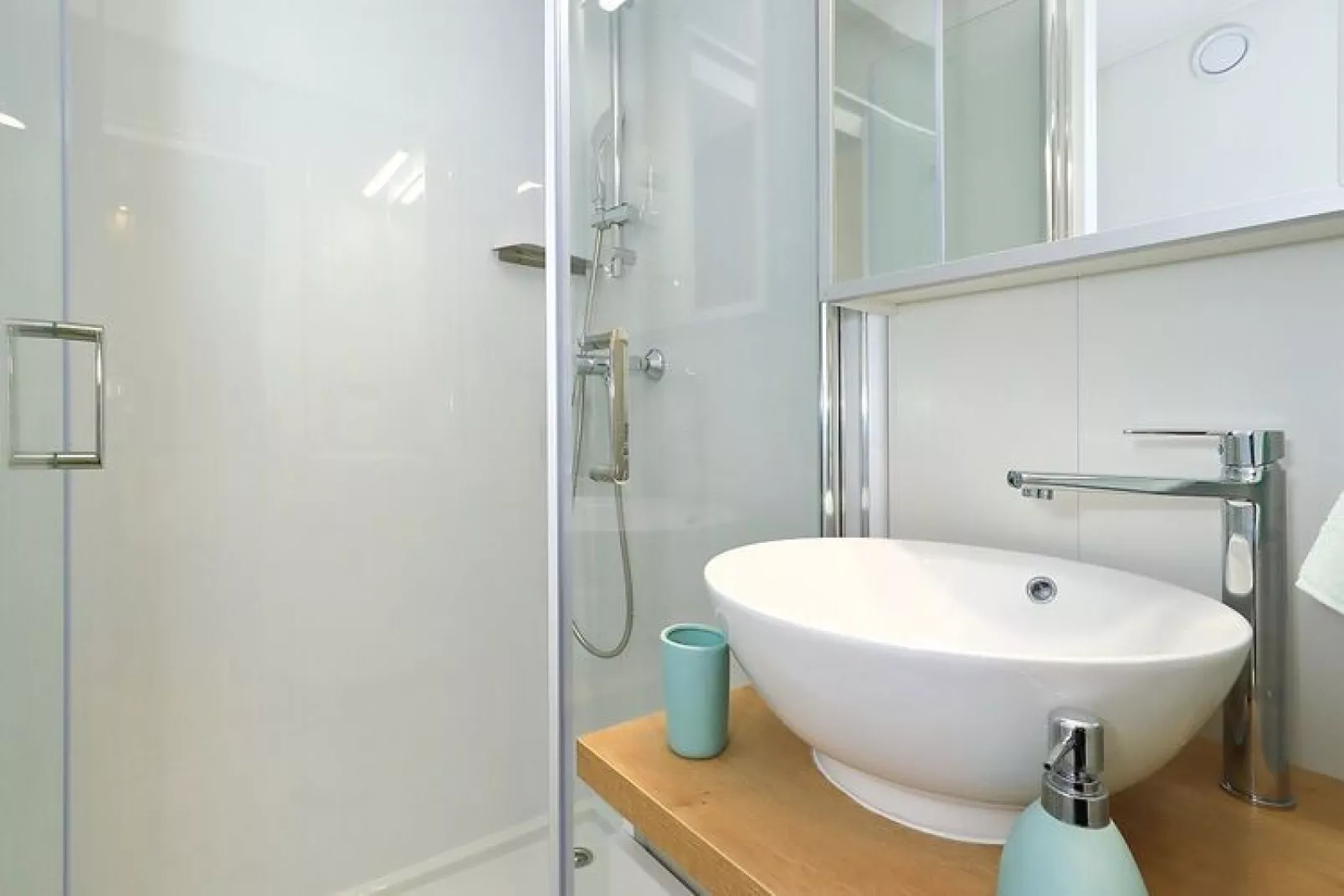 Mobile Homes in Camping Park Soline - Biograd - Type Glamping Family Deluxe-Badkamer