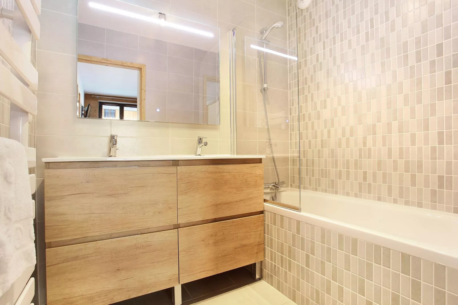 Résidence Prestige Mendi Alde 2-Badkamer