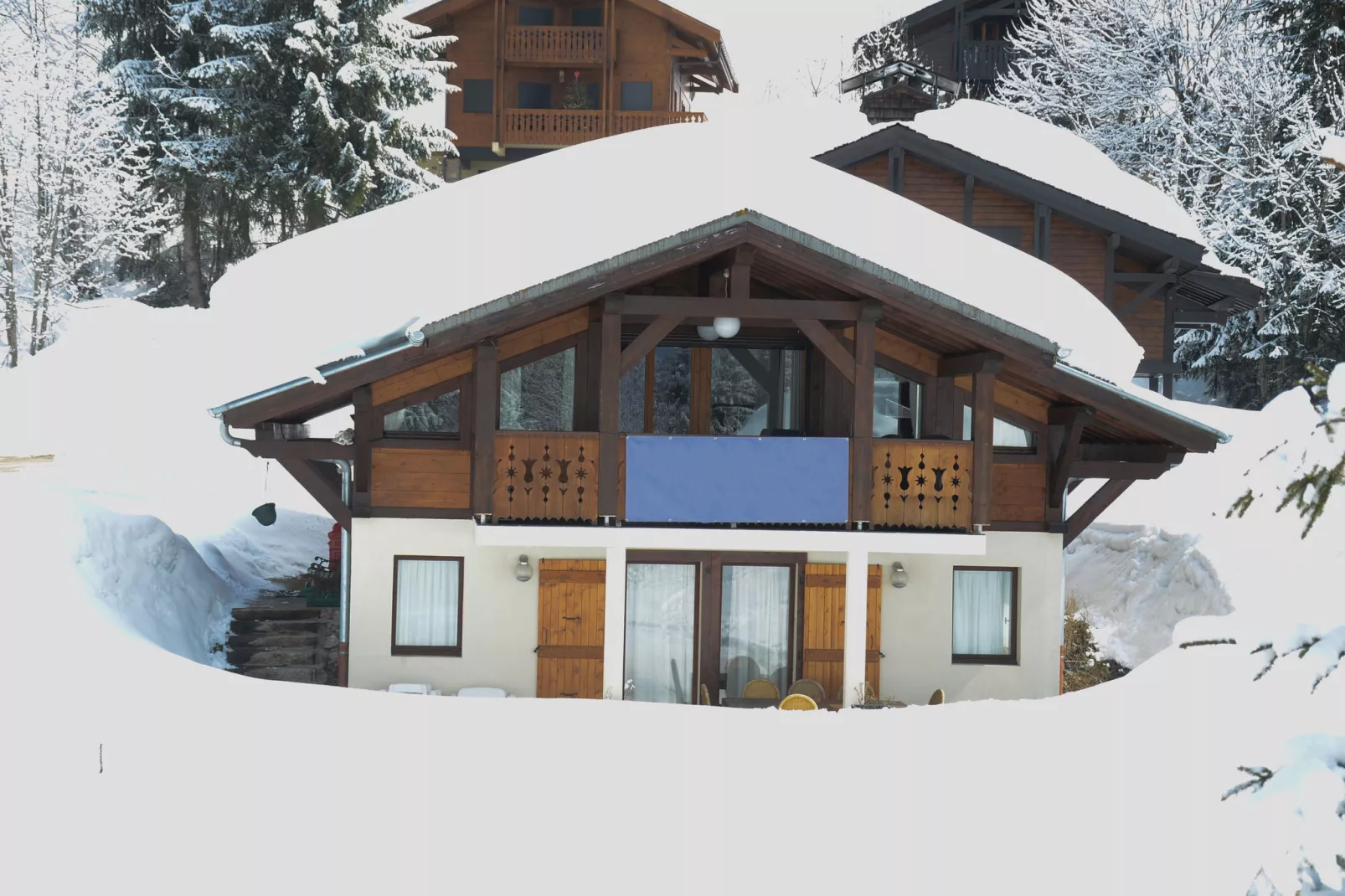 Mon Amour-Exterieur winter