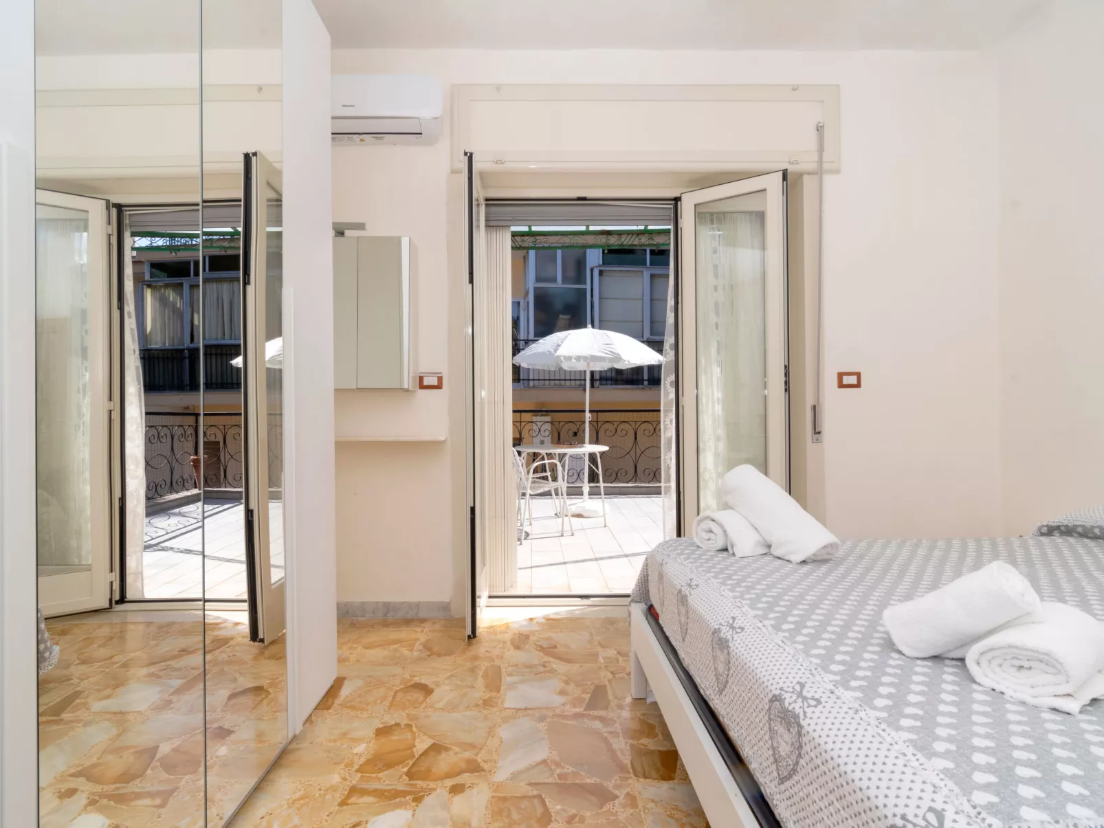 Jeppy's House - Sorrento Resting-Binnen