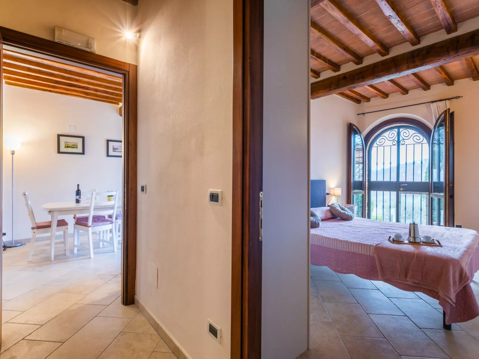 Casa Tibesa-Binnen