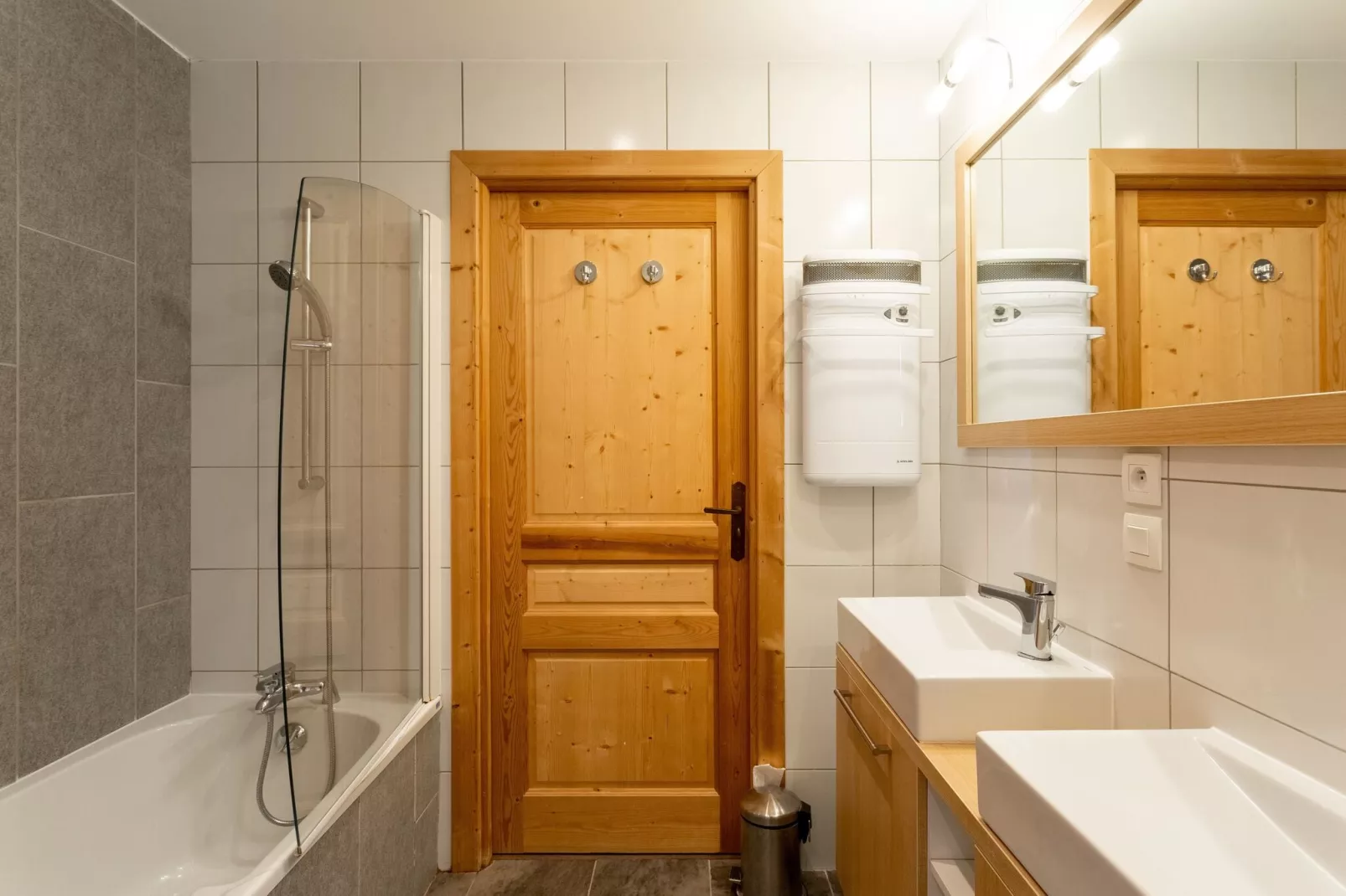 Les Portes du Grand Massif 2-Badkamer