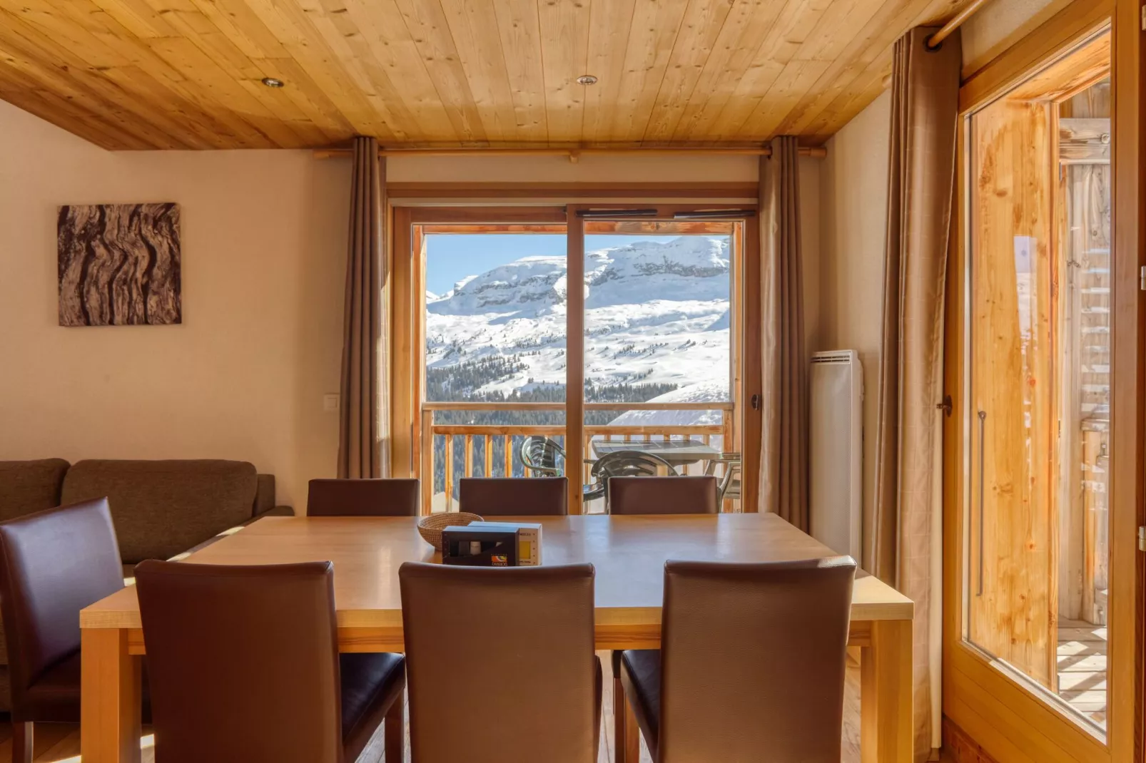 Les Portes du Grand Massif 6-Eetkamer