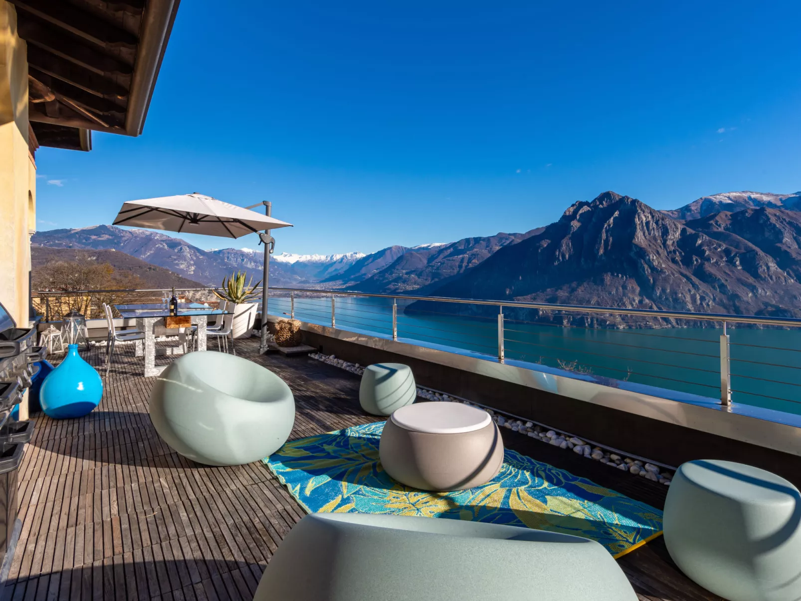 Xino Terrace View-Buiten