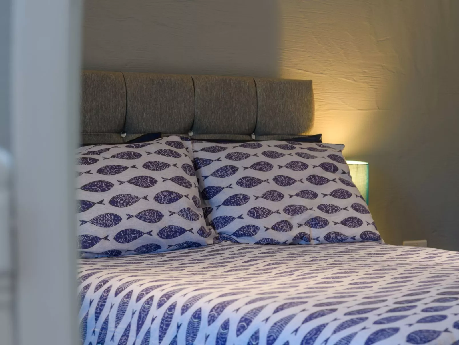 Stargazey Cottage-Binnen