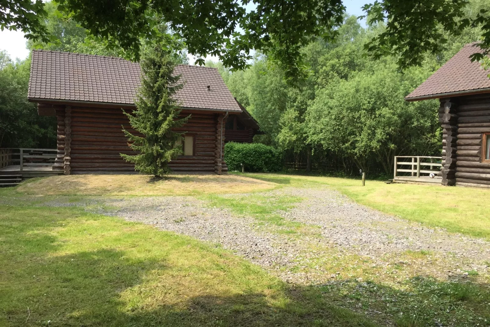 Chalet 3-Buitenkant zomer