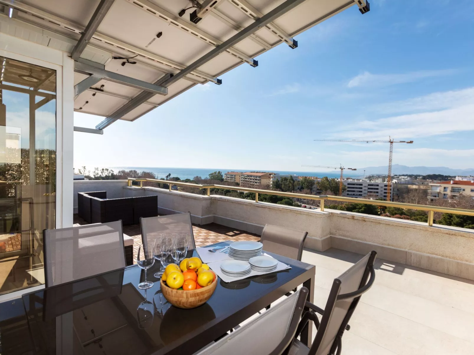 Luxury Atic Cambrils-Buiten