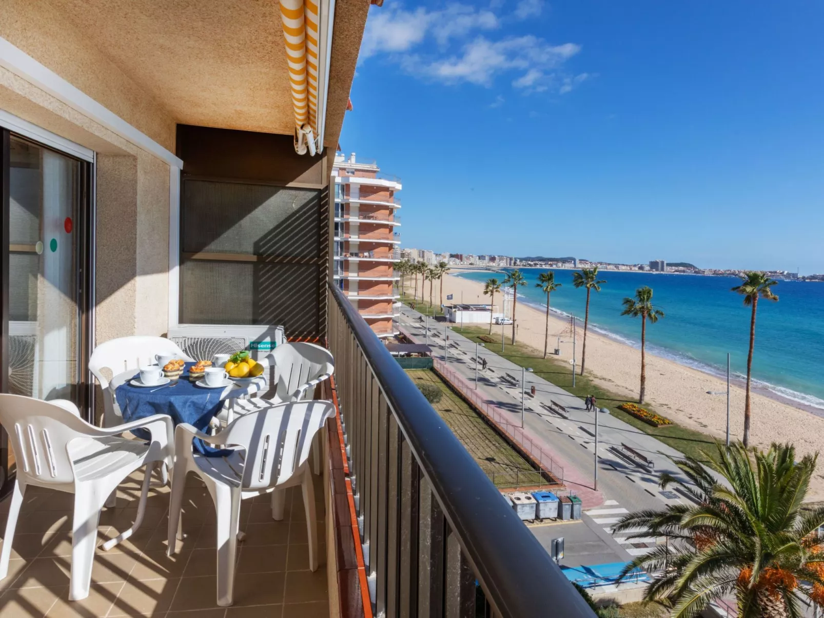 Seafront Apartment Torre Valentina