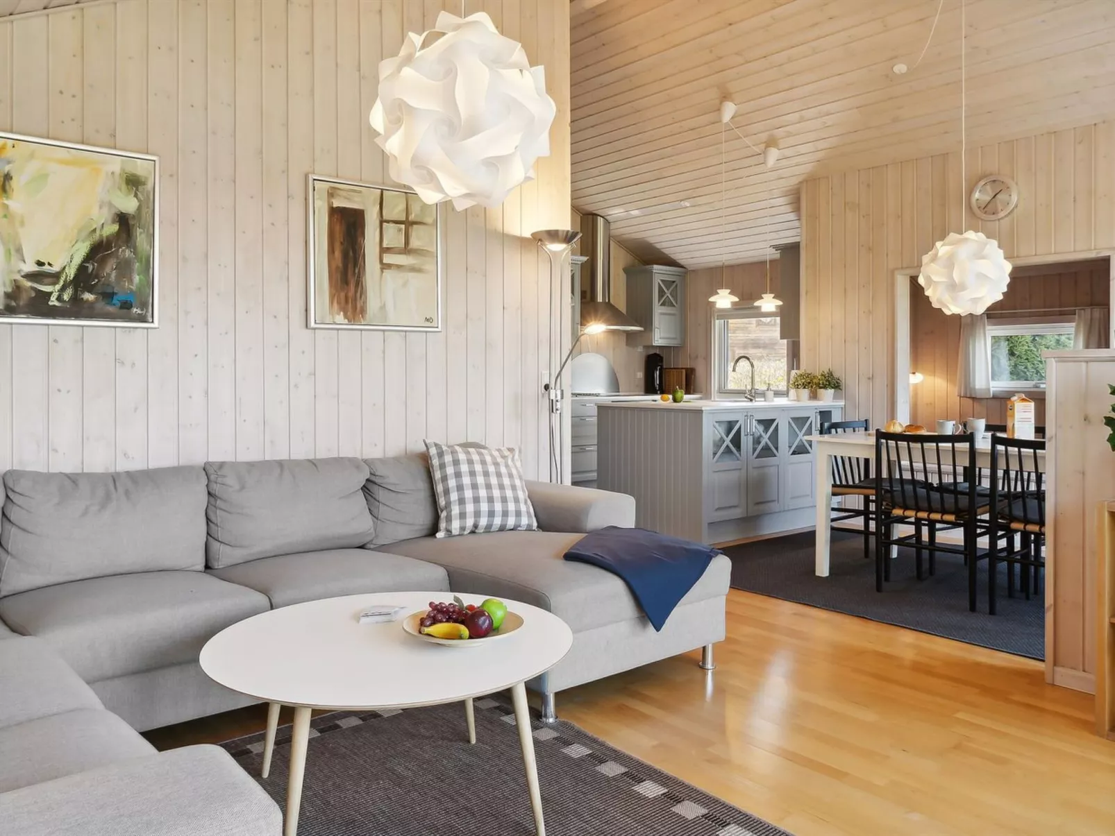 "Florentin" - 1km from the sea-Binnen