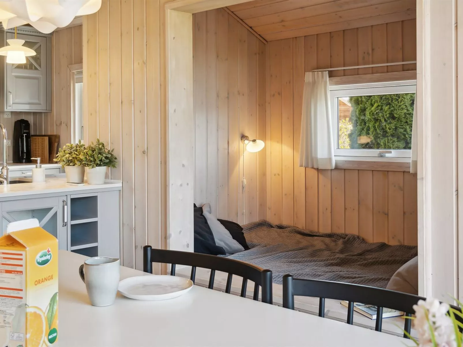"Florentin" - 1km from the sea-Binnen