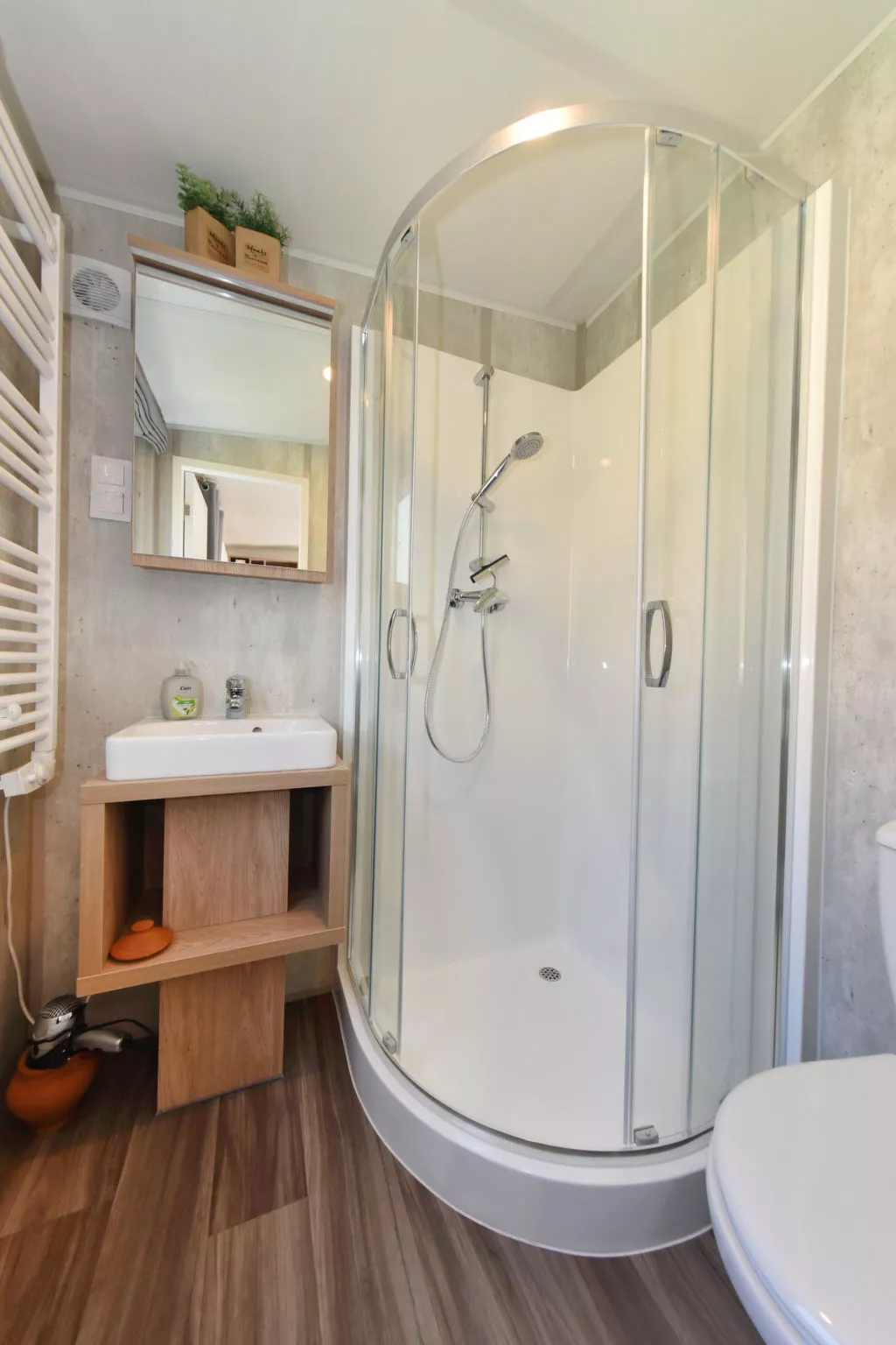 Tiny Haus Seeperle-Binnen