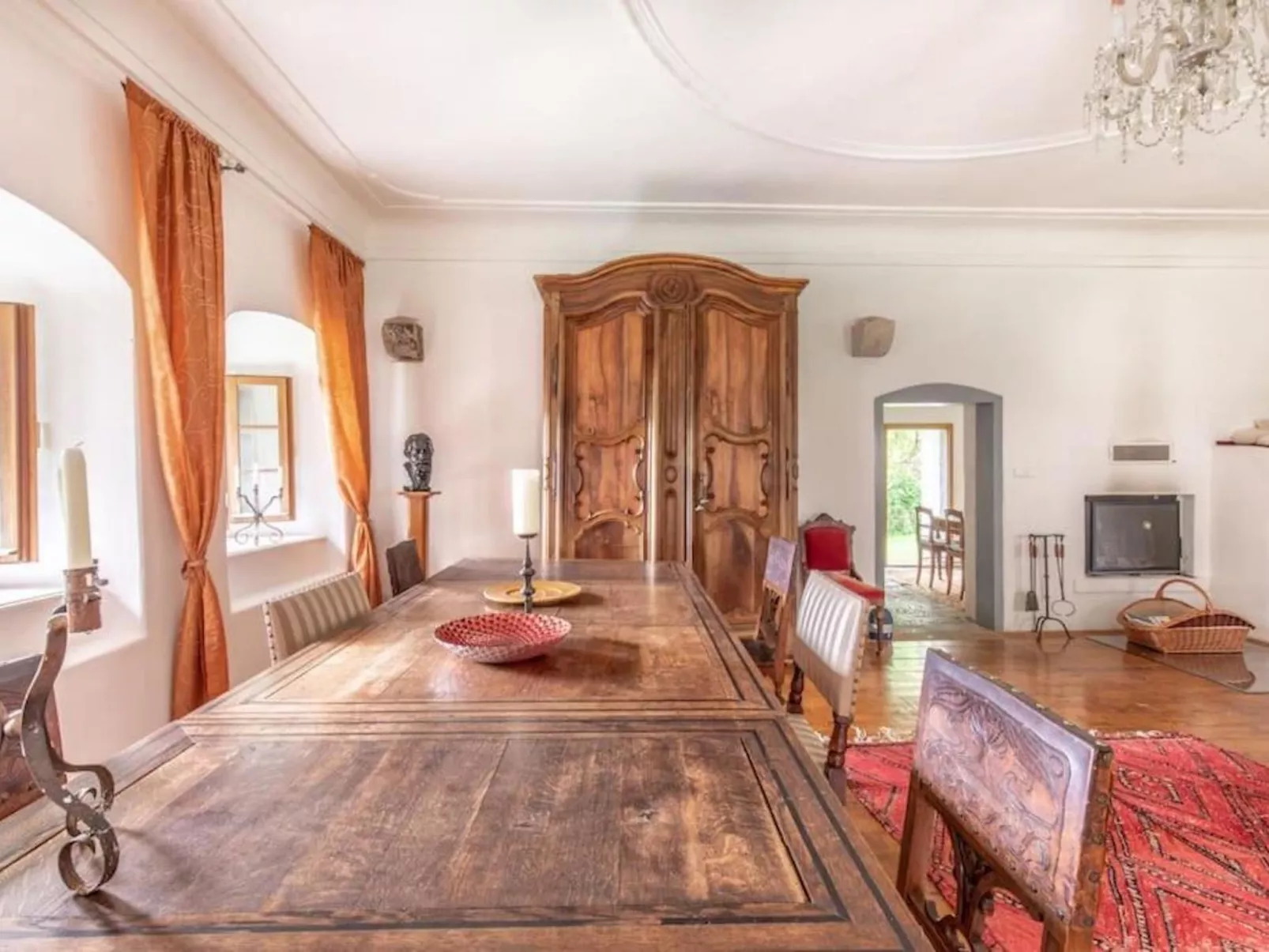 18 Century Bohemian Farmhouse-Binnen