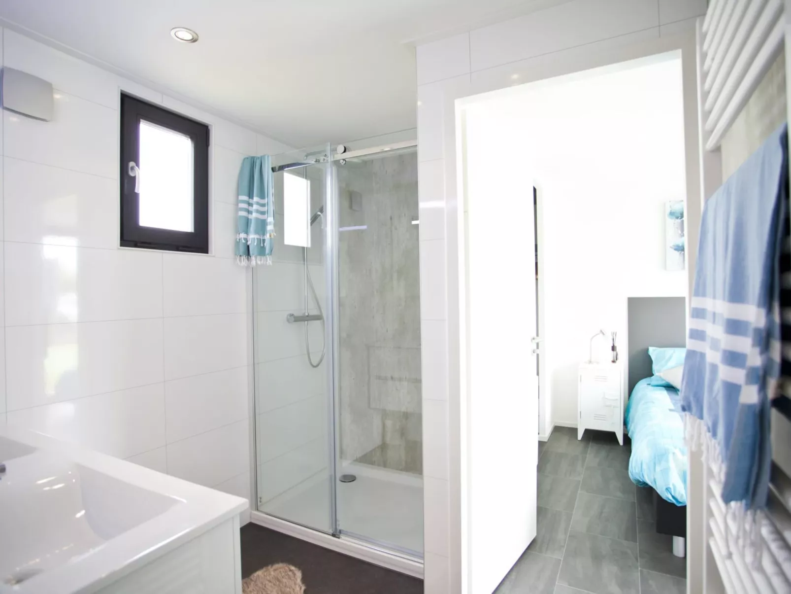 Cube Exclusif 6-Binnen