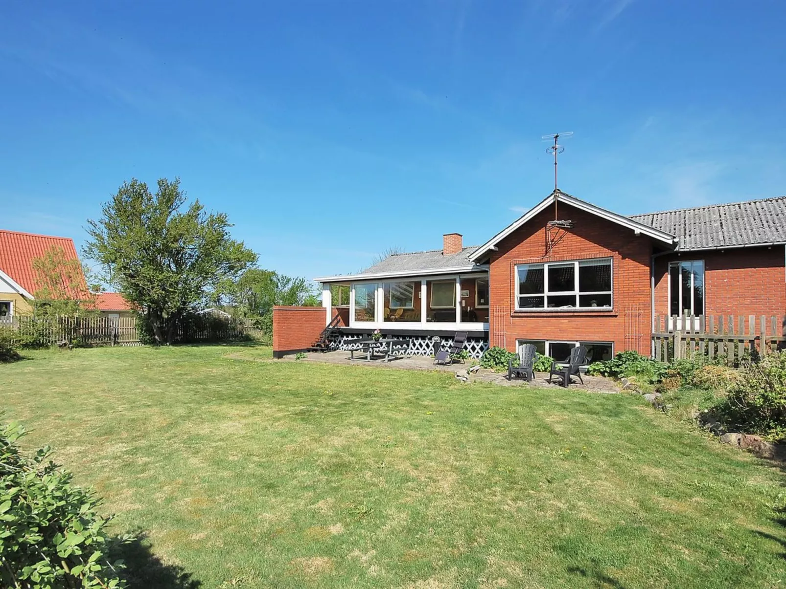 "Mats" - 5.3km from the sea-Buiten