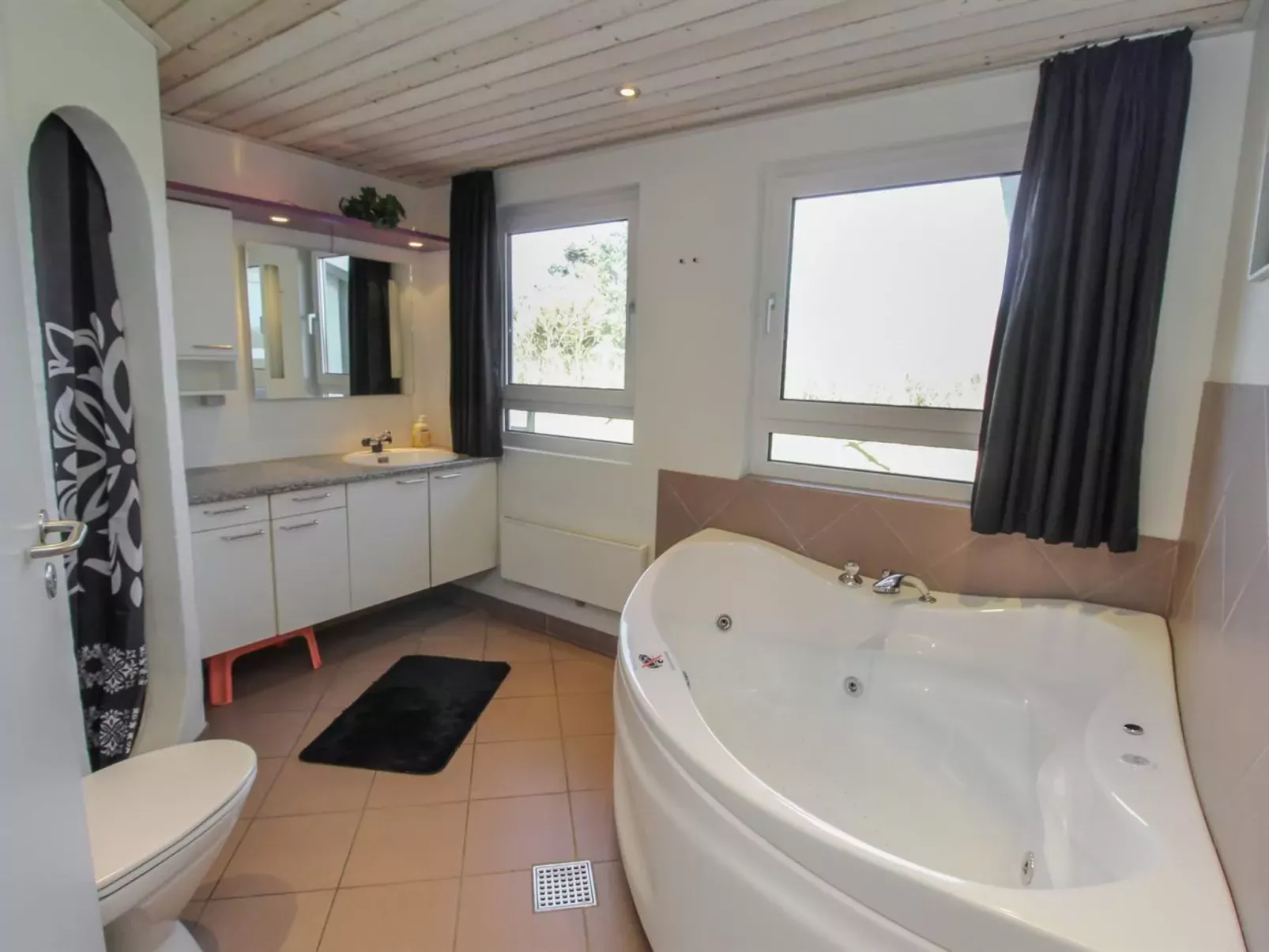 "Bengta" - 200m from the sea-Binnen