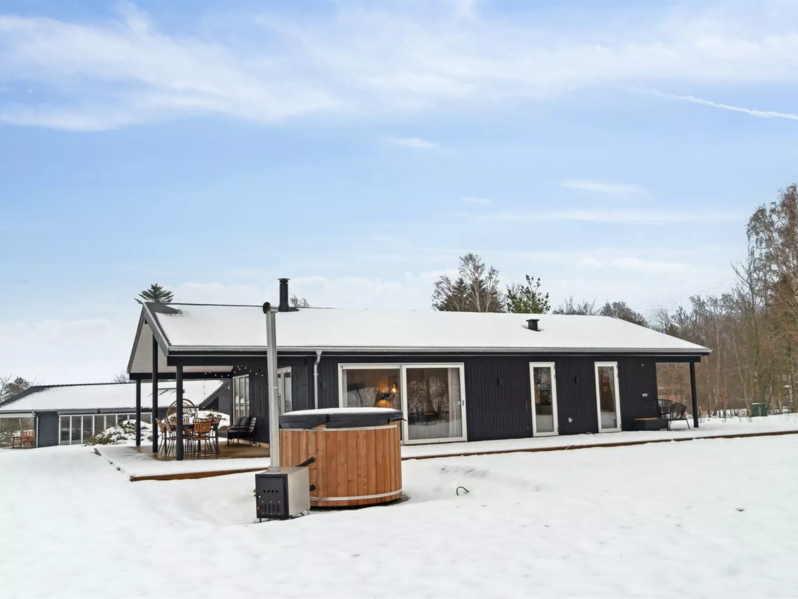 "Ferdine" - 1.5km from the sea-Buiten