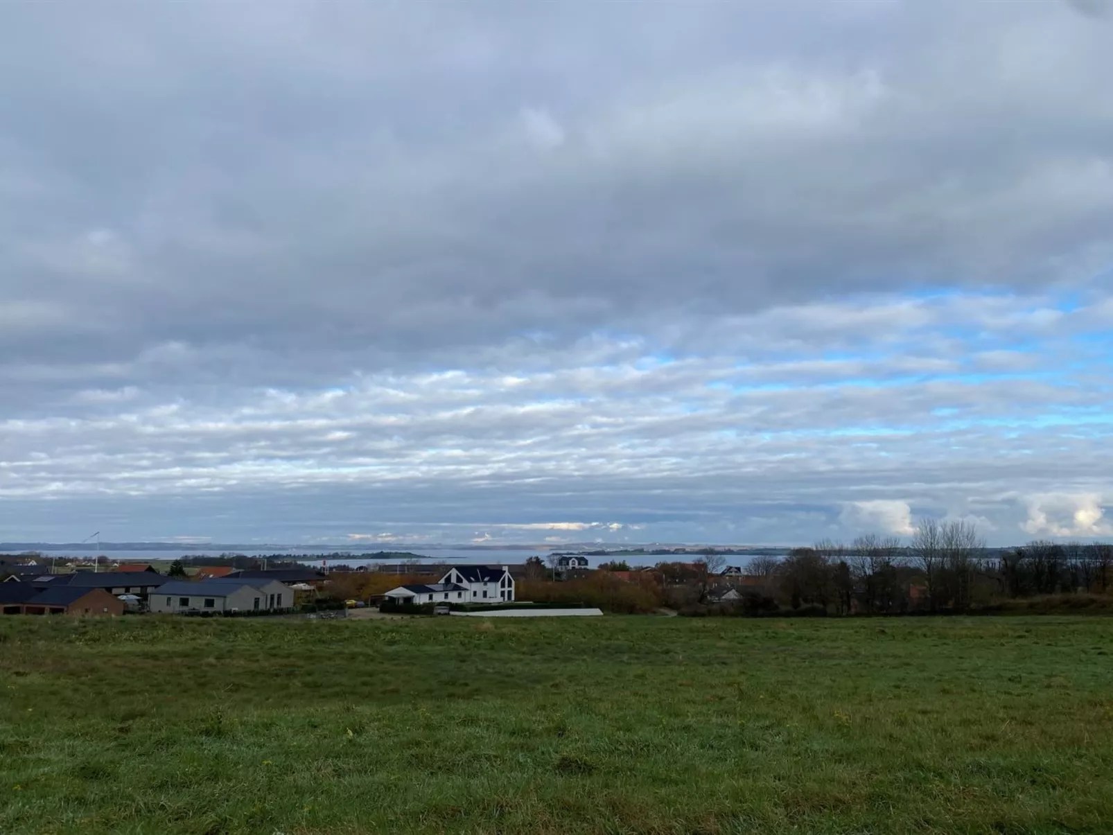 "Ferdine" - 1.5km from the sea-Buiten