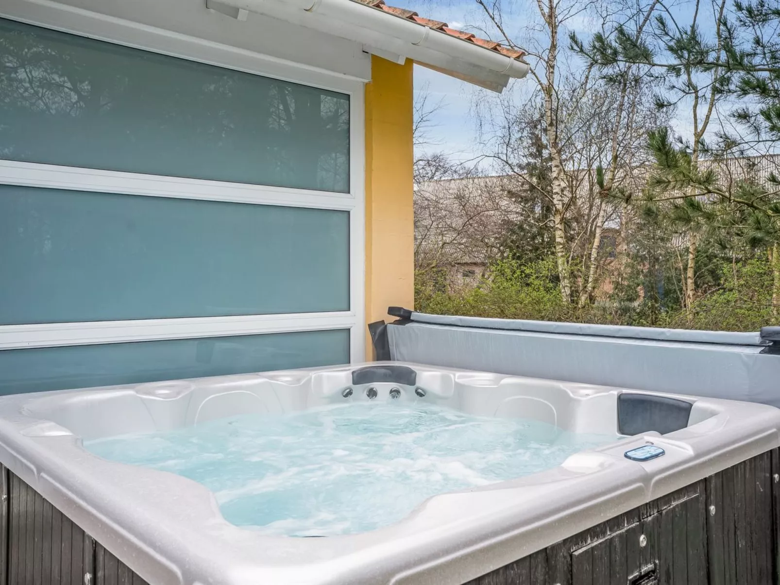"Tovi" - 600m from the sea-Buiten