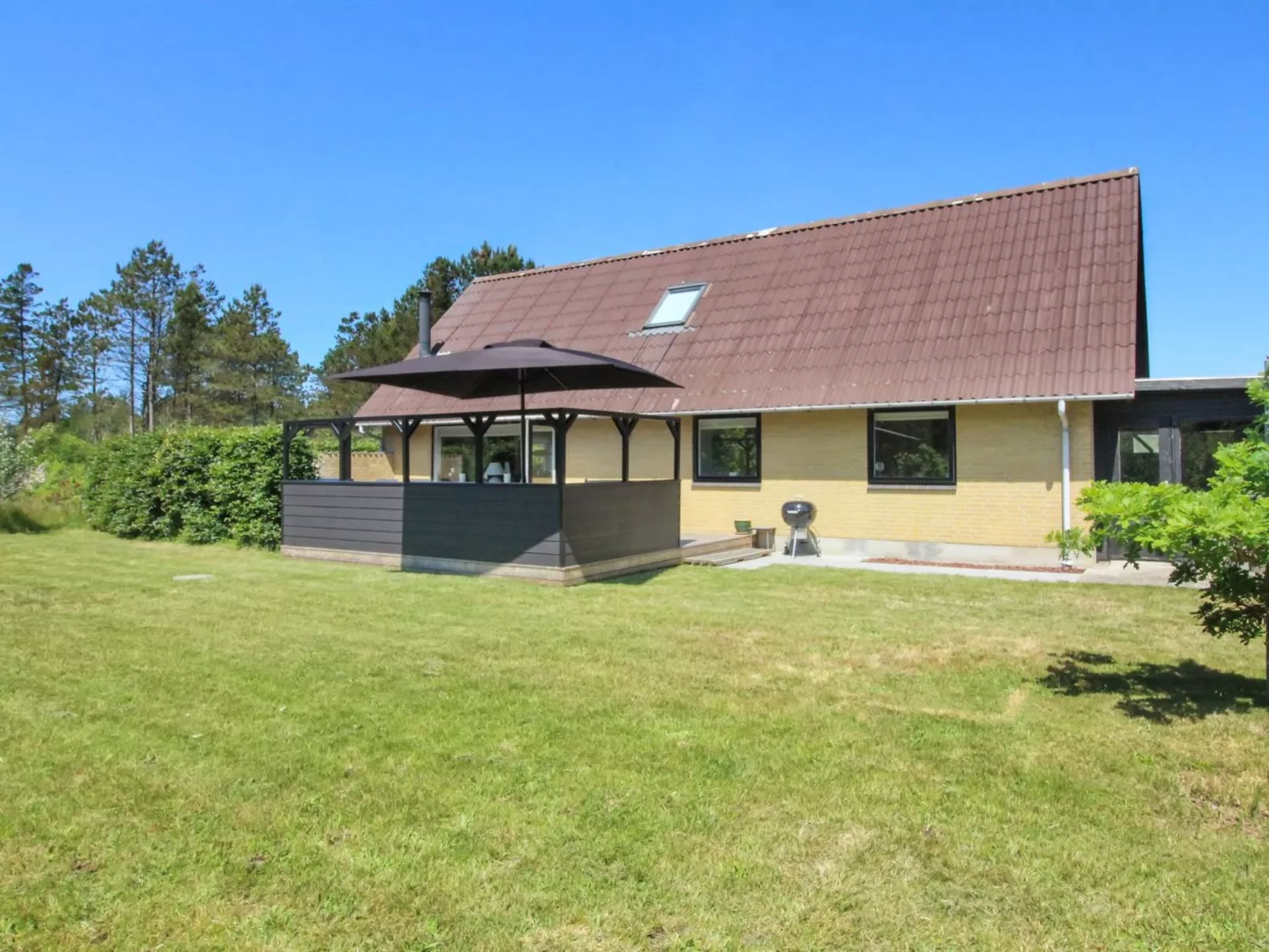 "Lavrans" - 2.5km from the sea