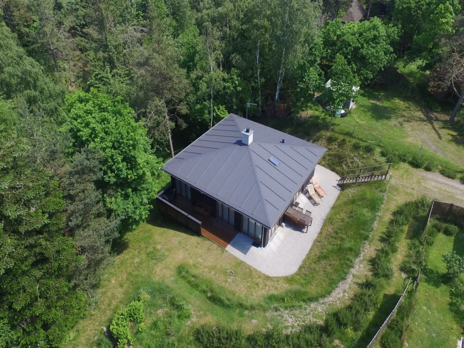"Jonce" - 250m from the sea-Buiten