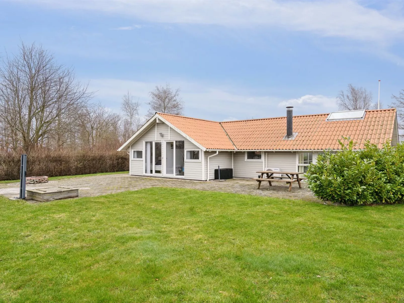 "Chrisse" - 250m from the sea-Binnen