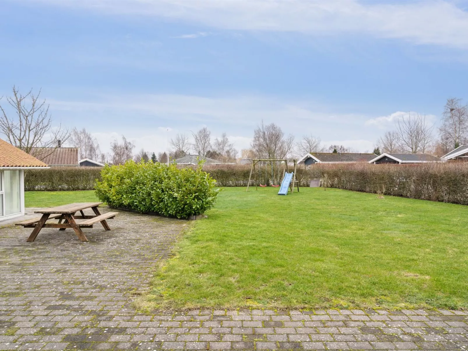 "Chrisse" - 250m from the sea-Binnen
