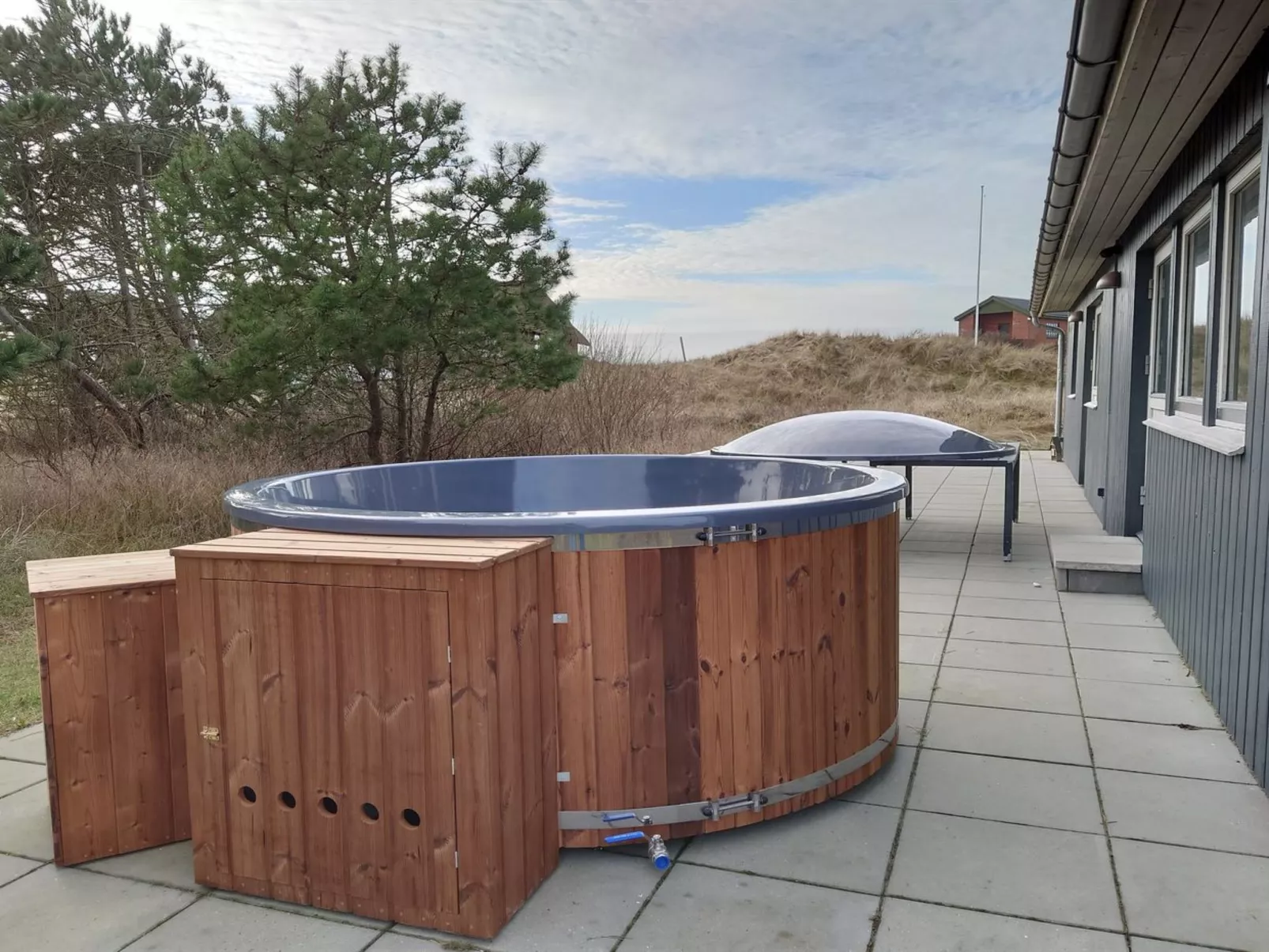 "Taio" - 500m from the sea-Binnen