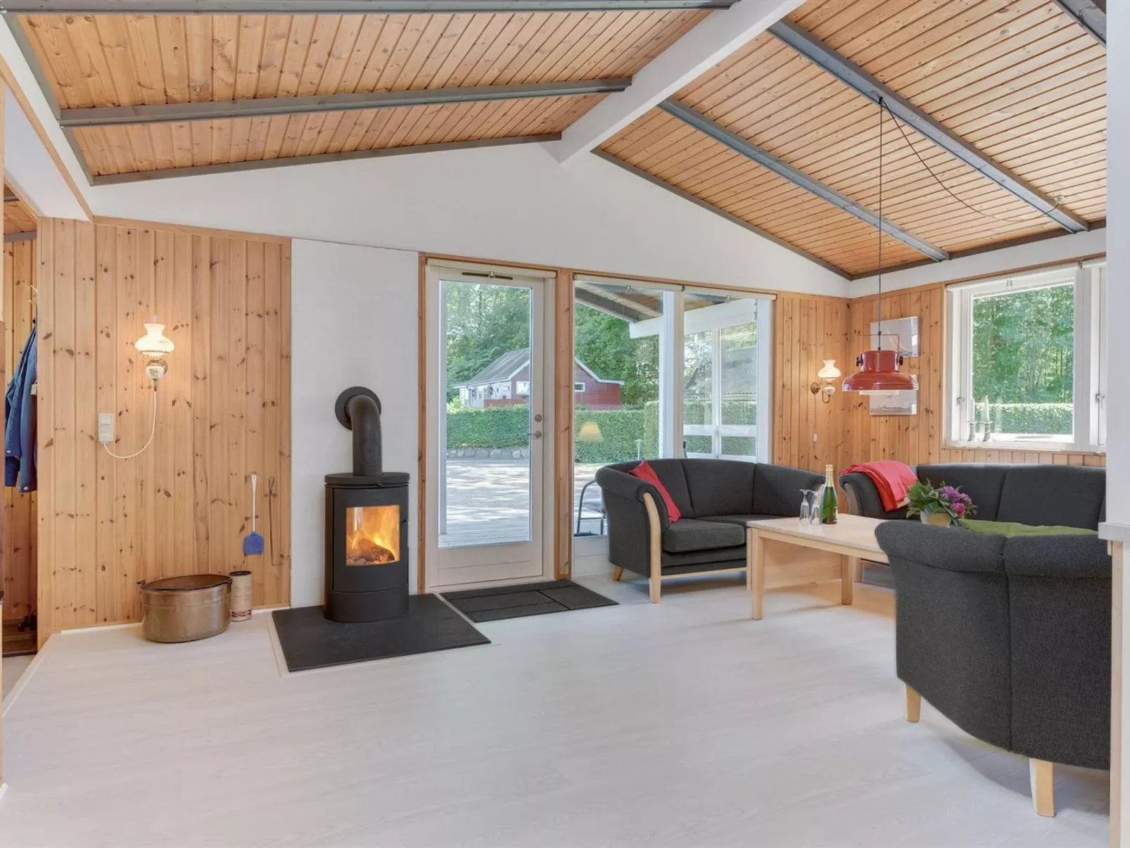 "Eriksine" - 150m from the sea