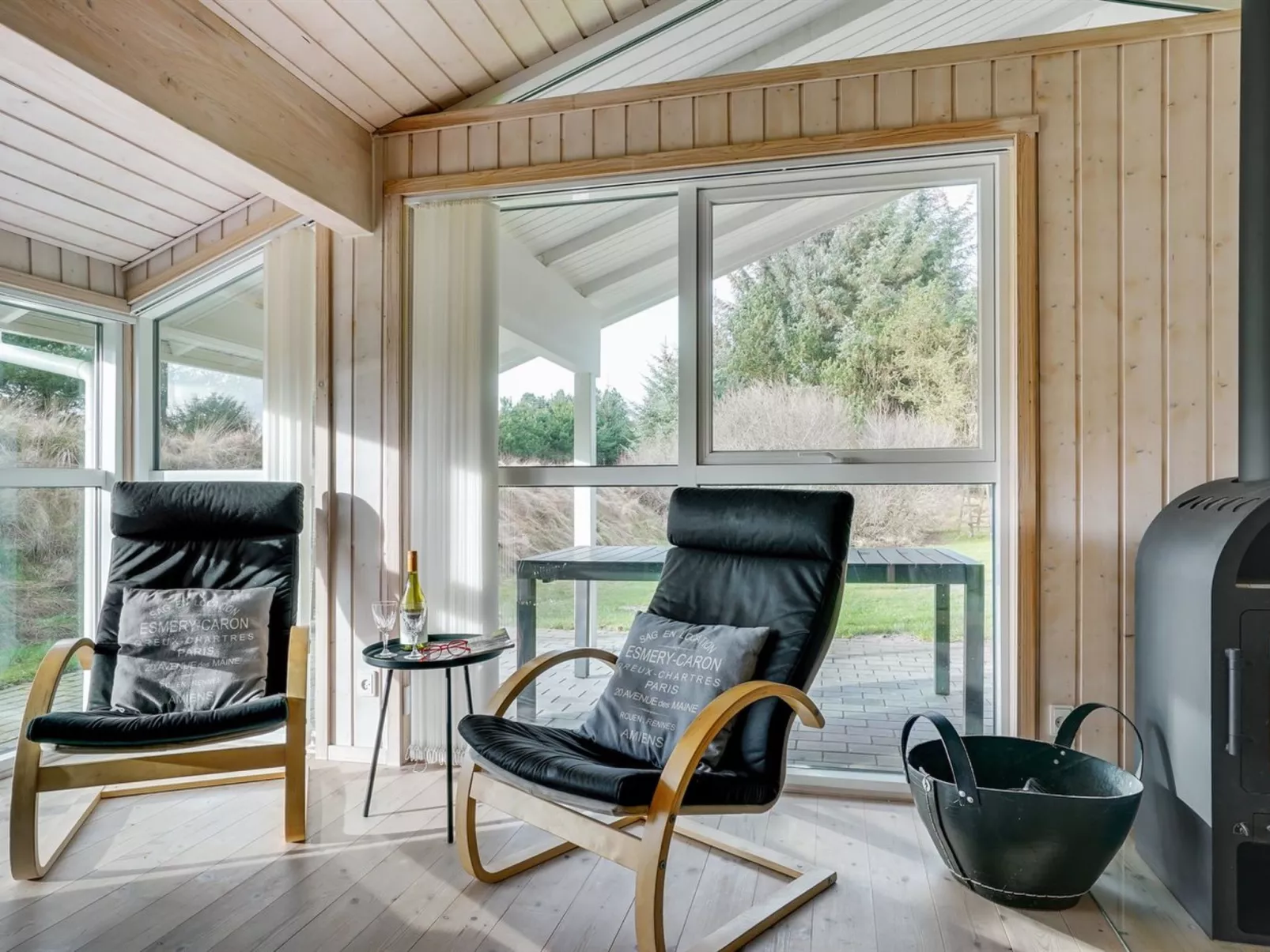 "Ubbe" - 2.2km from the sea