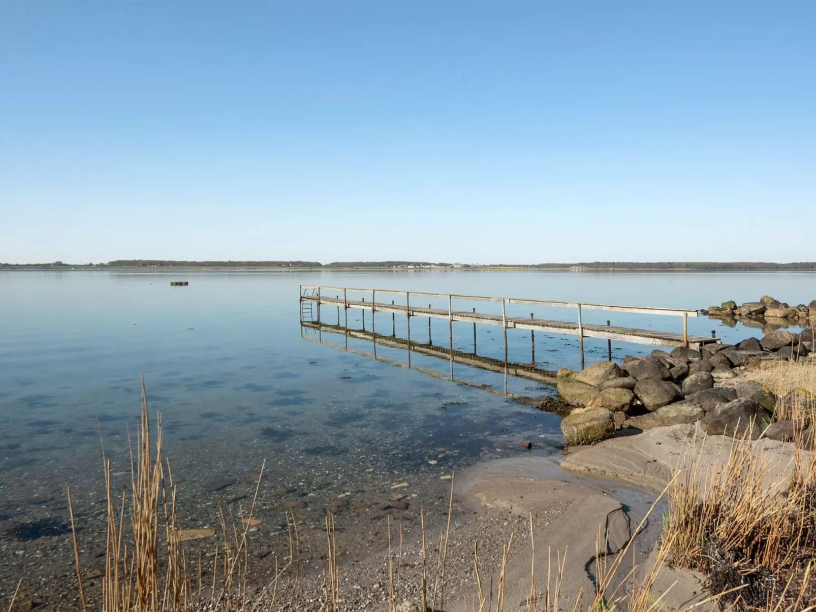 "Ermelinda" - 900m to the inlet-Buiten