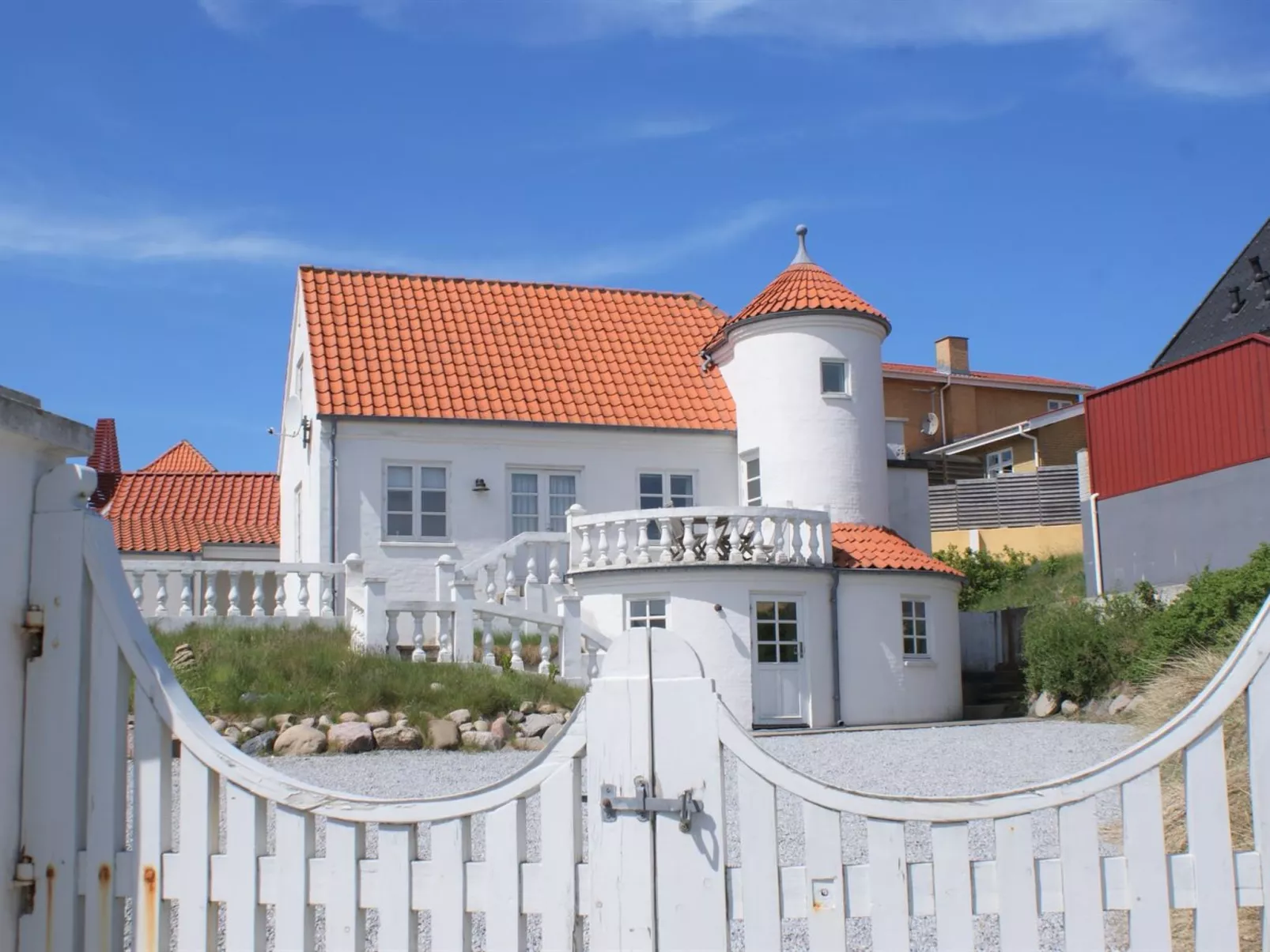 "Edmond" - 150m from the sea-Buiten