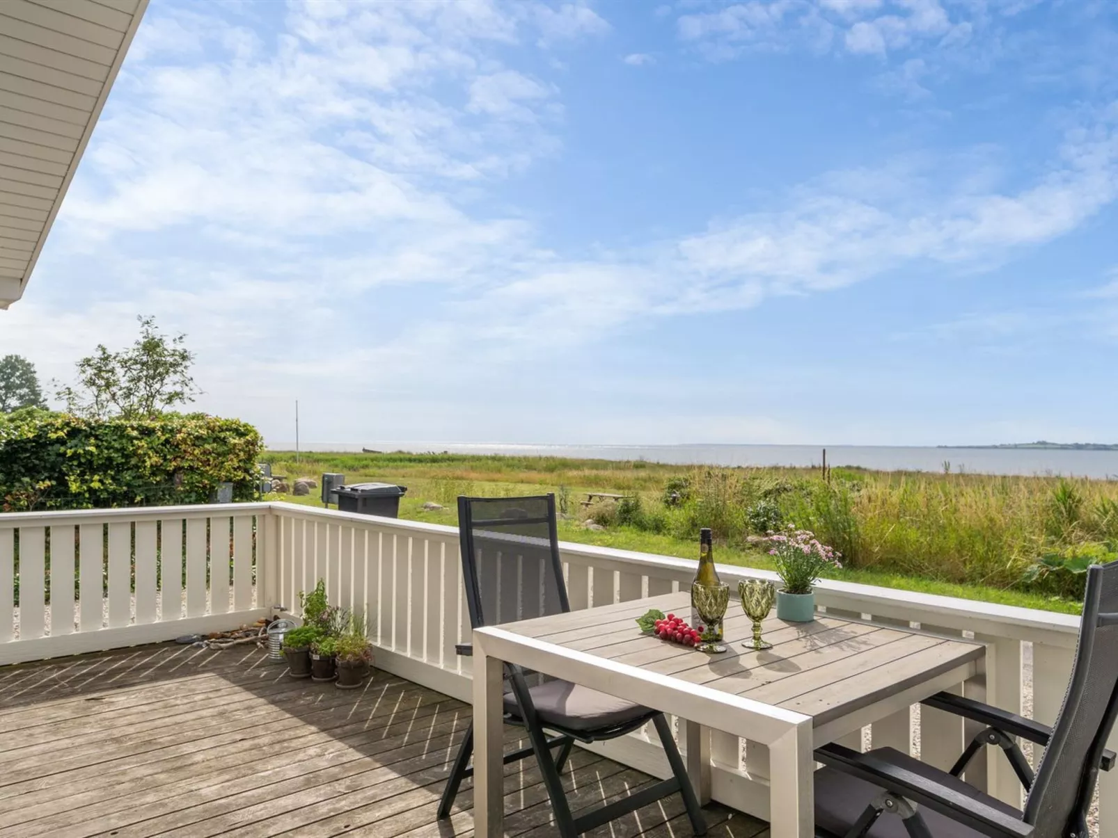 "Liutulf" - 40m from the sea-Buiten