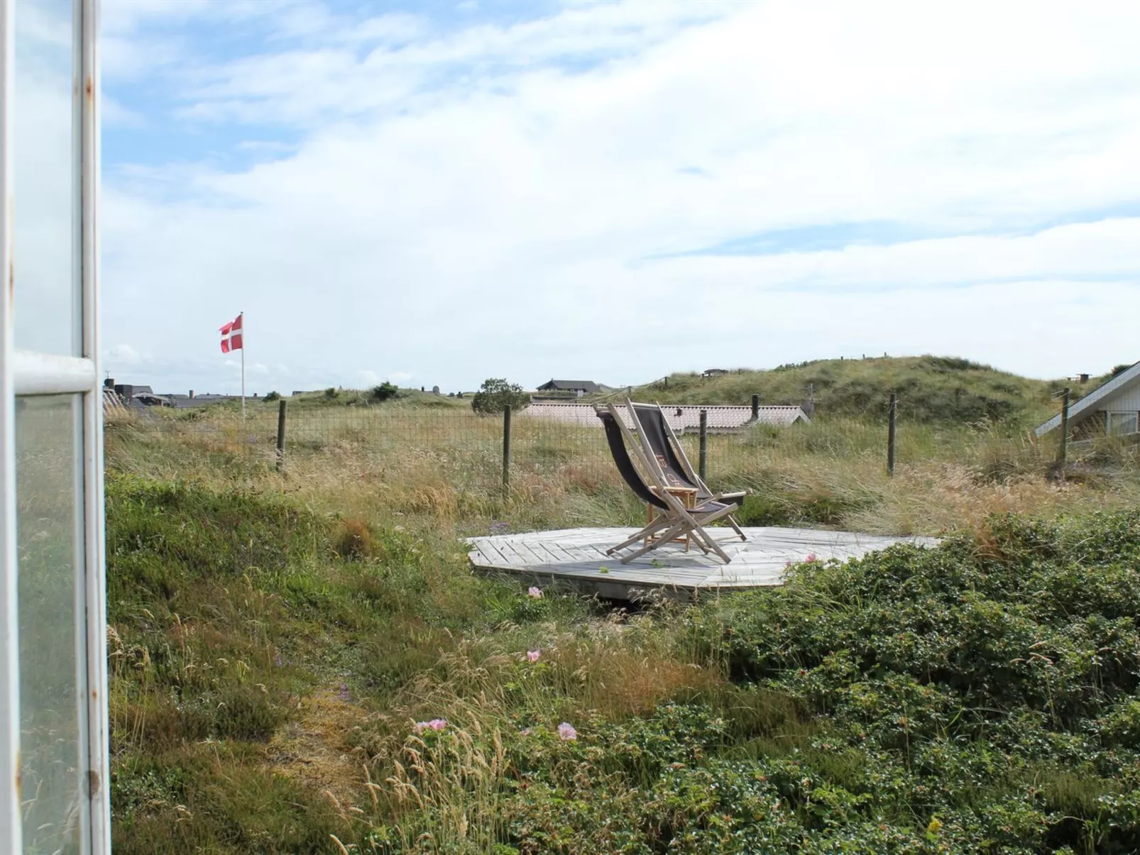 "Heilo" -  from the sea-Buiten
