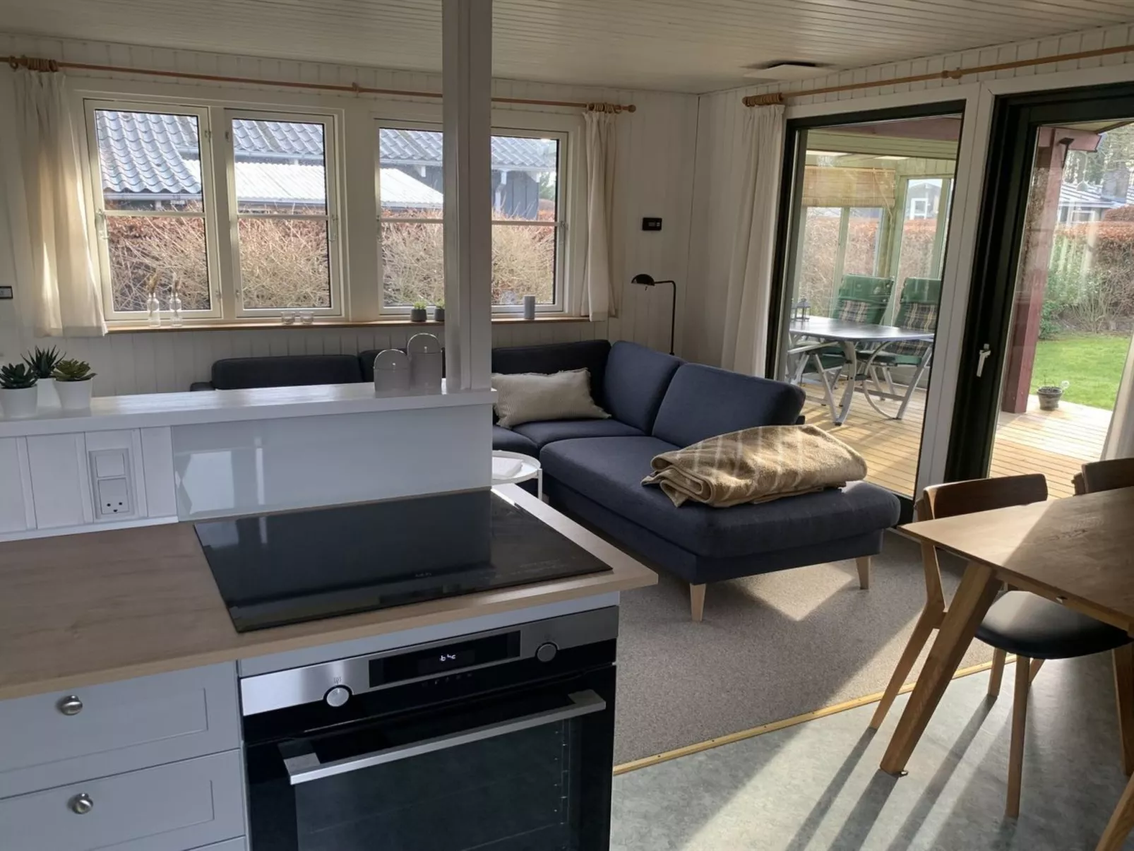 "Domnika" - 200m from the sea-Buiten