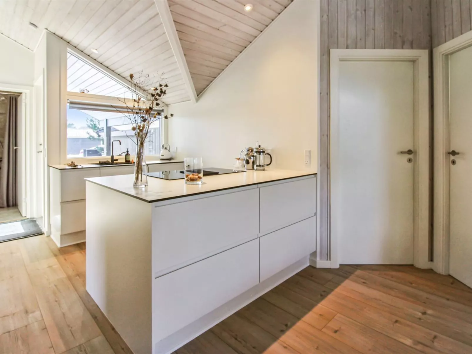 "Ubbe" - 800m from the sea-Binnen