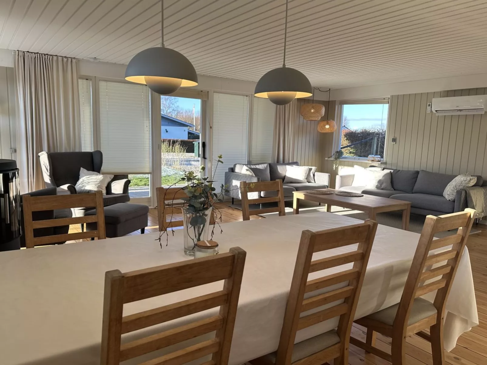 "Volmer" - 700m from the sea-Binnen
