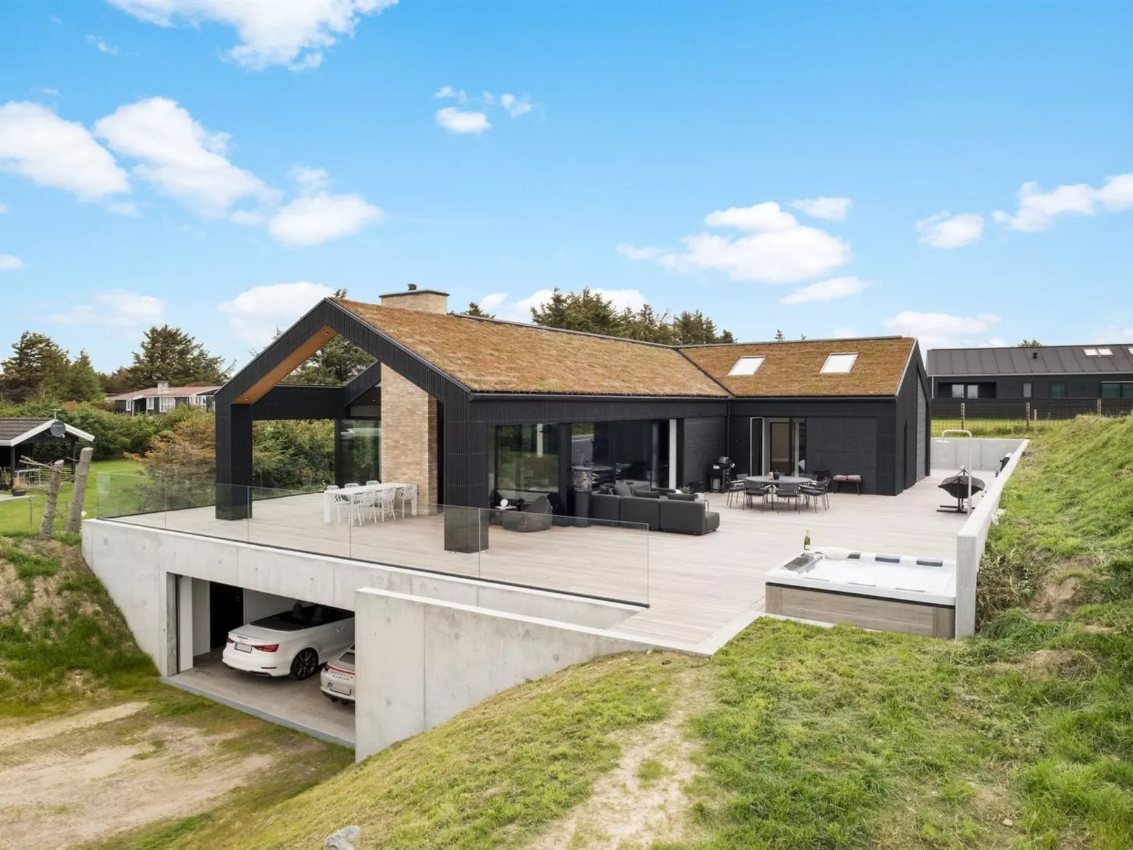 "Ilja" - 800m from the sea