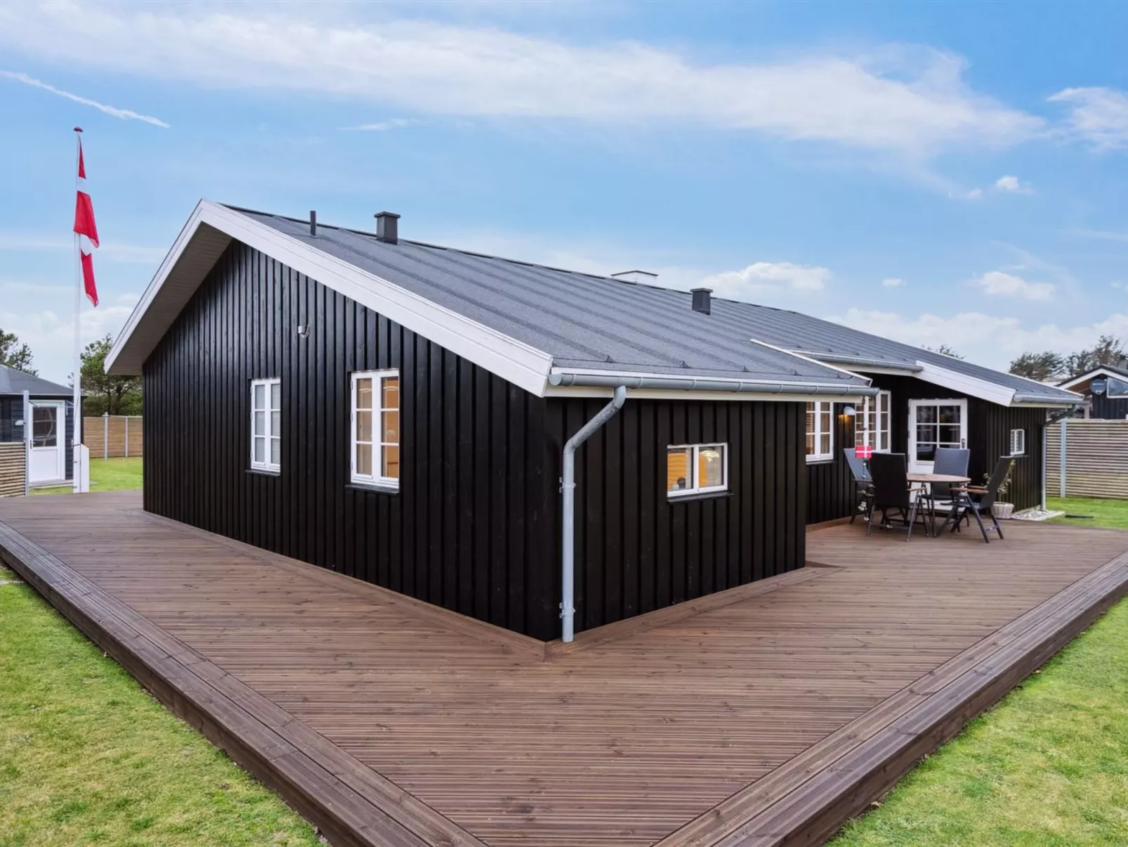"Svante" - 600m from the sea-Buiten