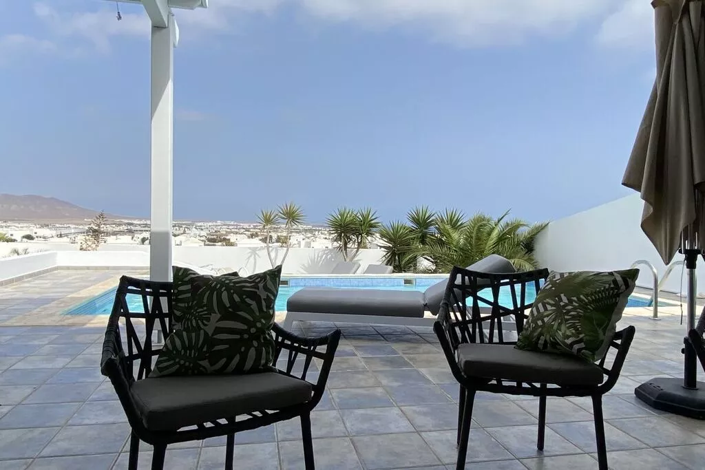 273395-Terras