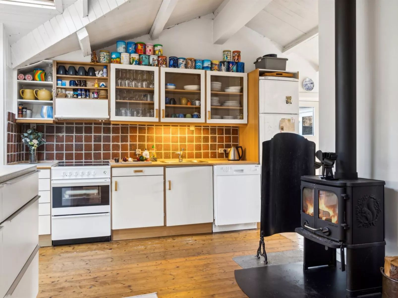 "Borghild" - 1km from the sea-Binnen