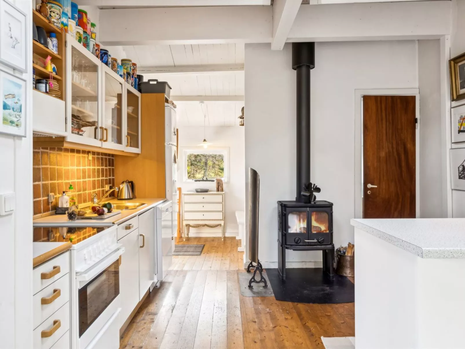 "Borghild" - 1km from the sea-Binnen