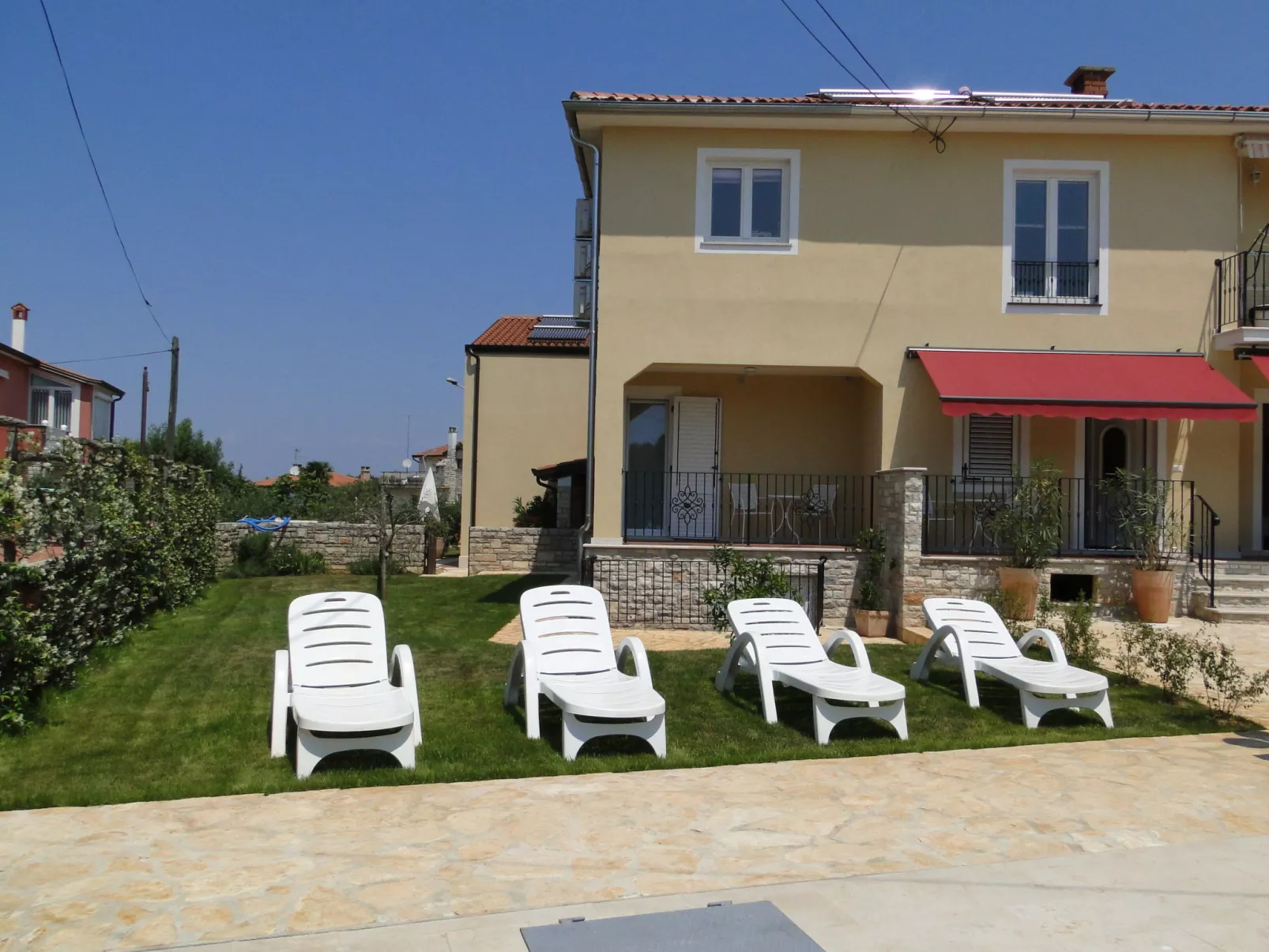 Apartment Bilfo-Buiten