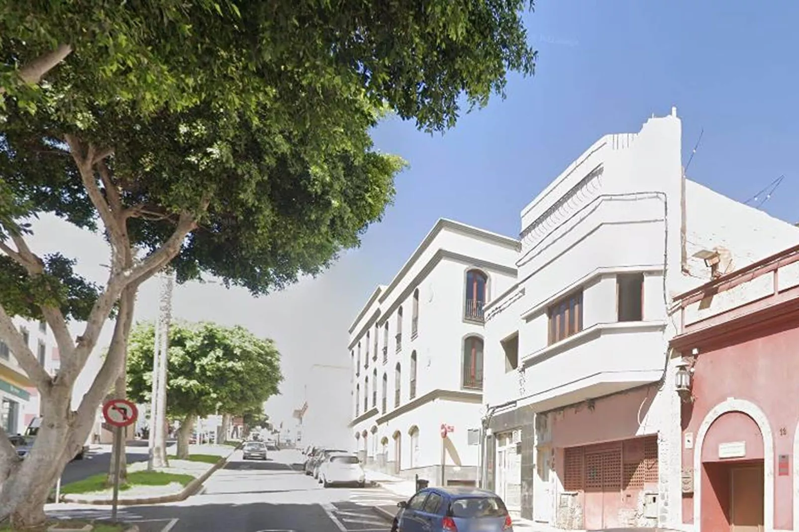 Casa Amarilla