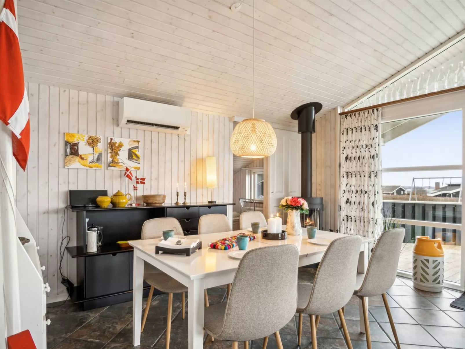 "Sohvi" - 300m from the sea-Binnen