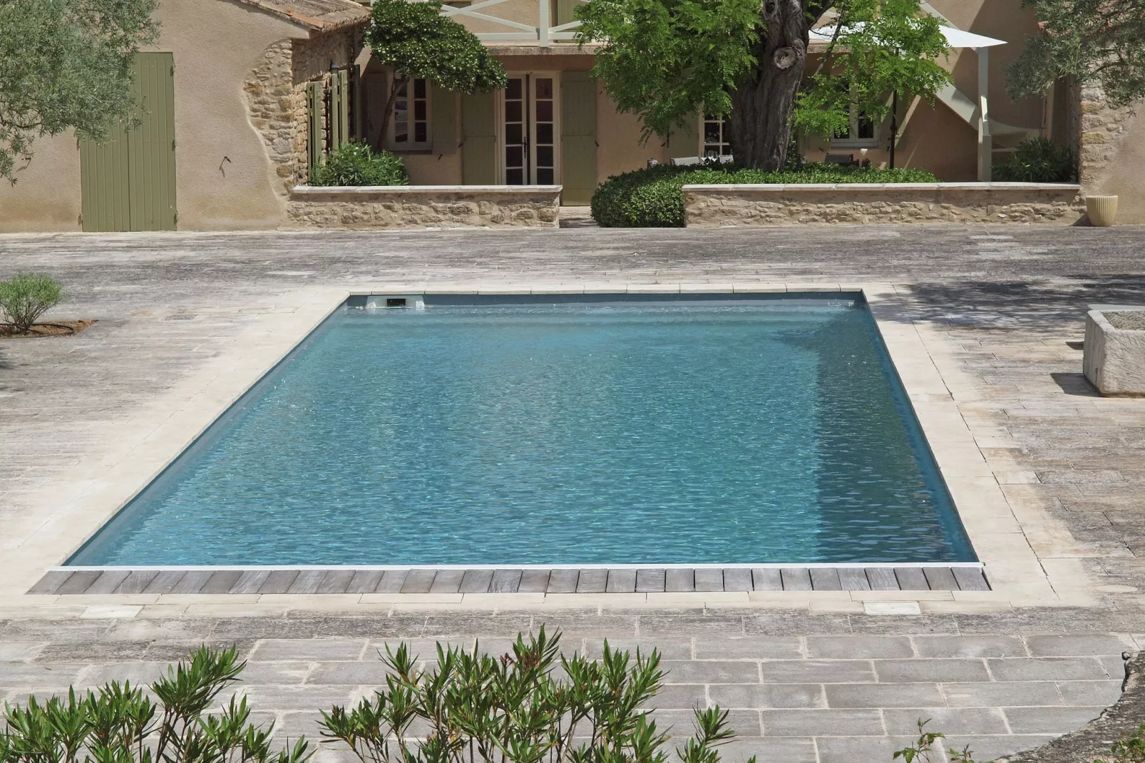 poolofhouse