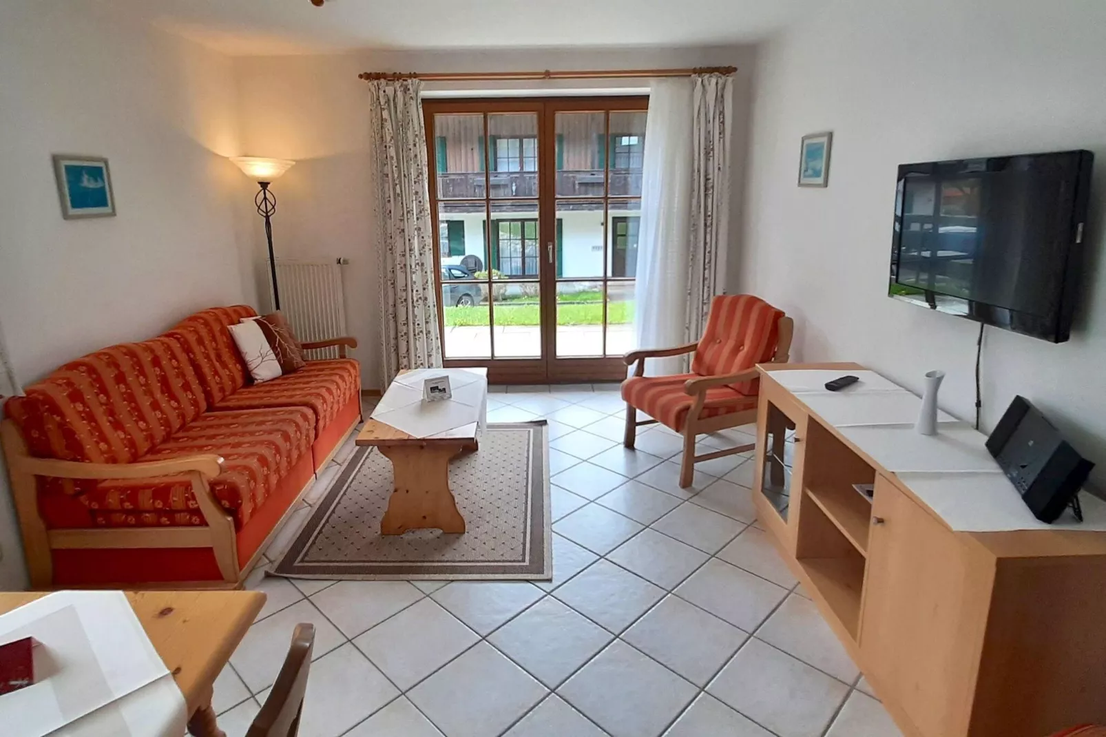 Schöne Unterkunft in den Alpen bei Bayrischzell-Woonkamer